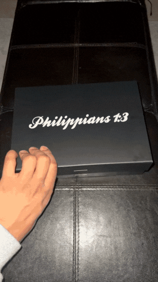 RedeemedRose™ Scripture Gift Box (w/ Roses)